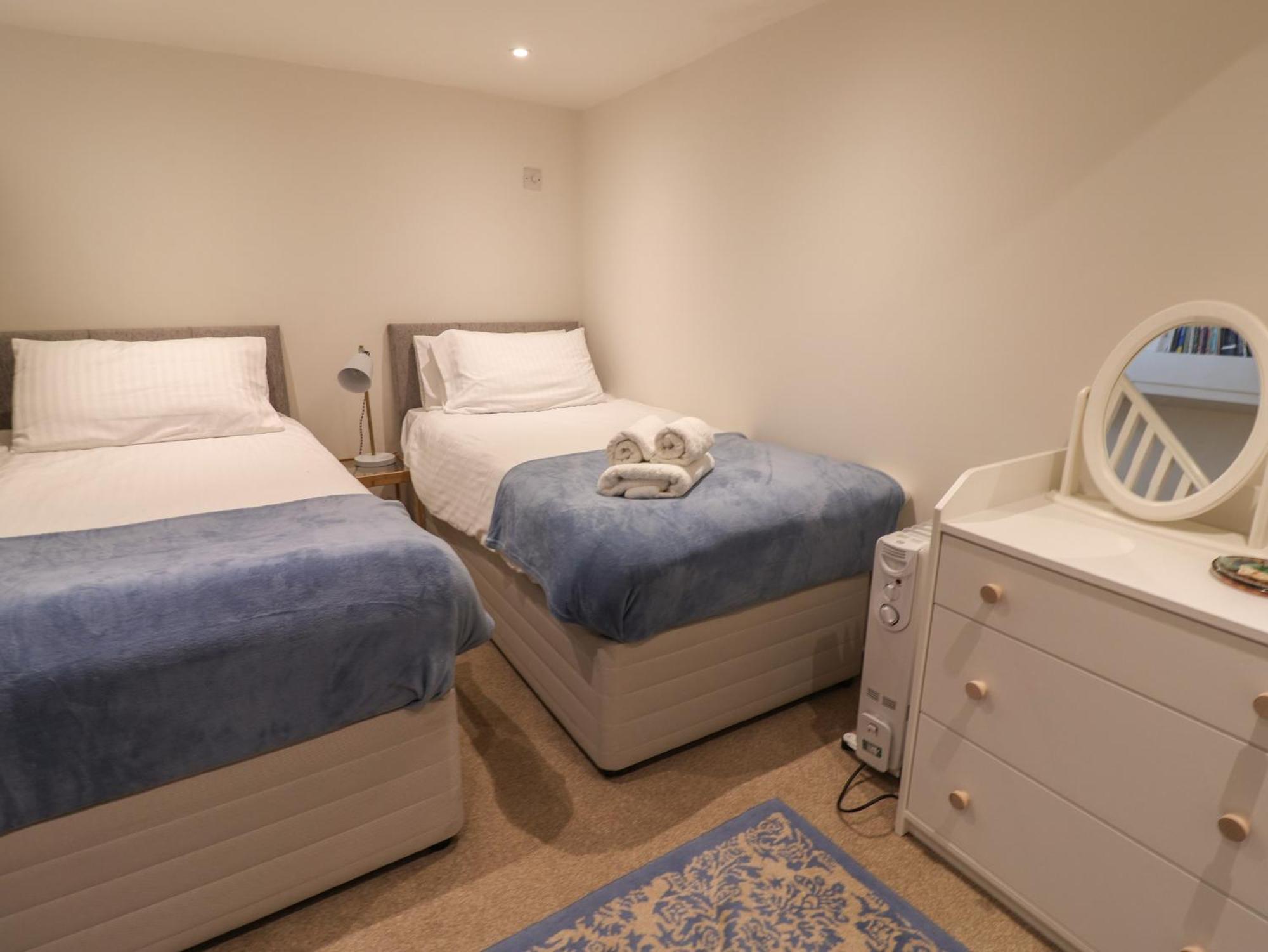 16 Church Street Lyme Regis Extérieur photo